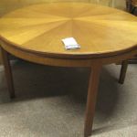 551 1114 COFFEE TABLE